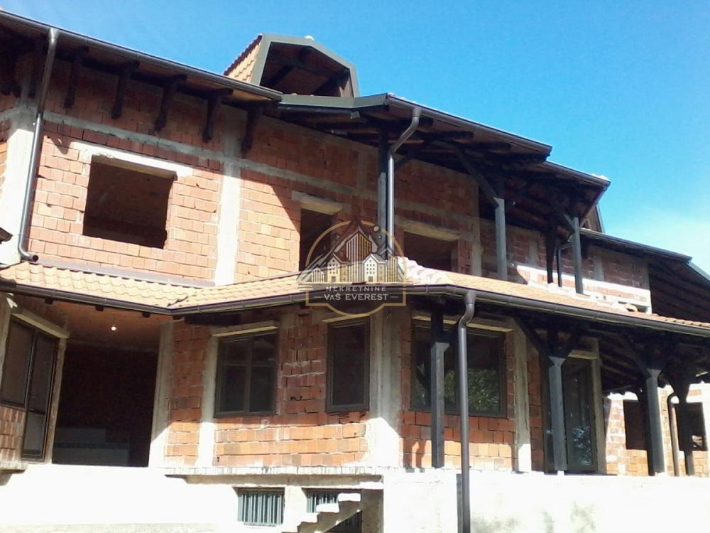 Slika 3 -  Kuća na prodaju, 1300m2, 455.000€