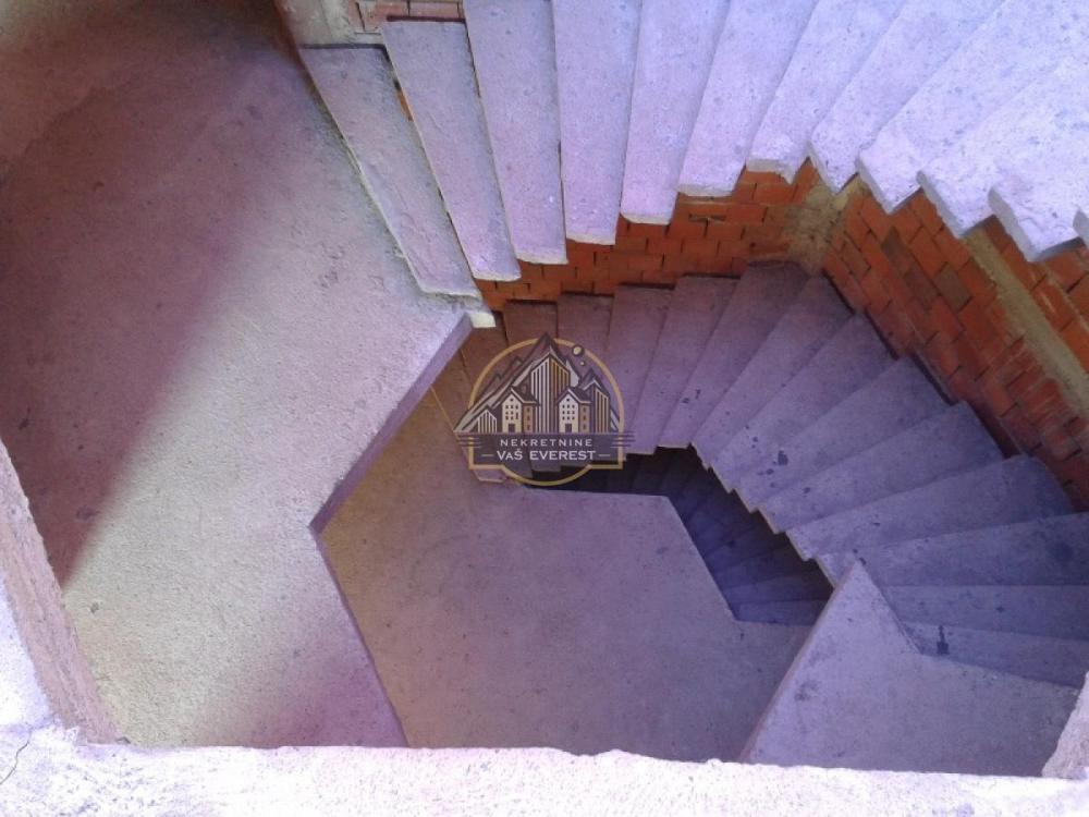 Slika 7 -  Kuća na prodaju, 1300m2, 455.000€