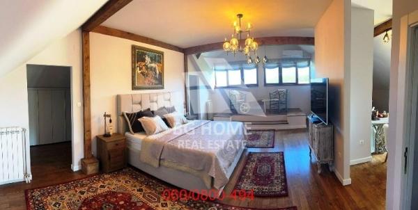 Slika 9 - Svetog Save,  Kuća na prodaju, 290m2, 870.000€