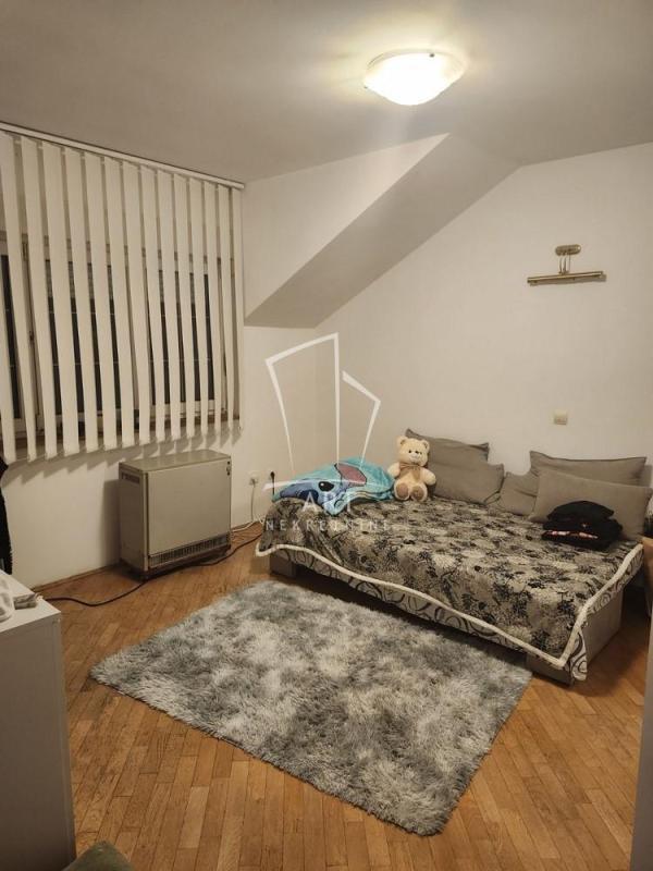 Slika 5 - Kozačinskog, Četvorosoban stan za izdavanje, 127m2, 1.000€