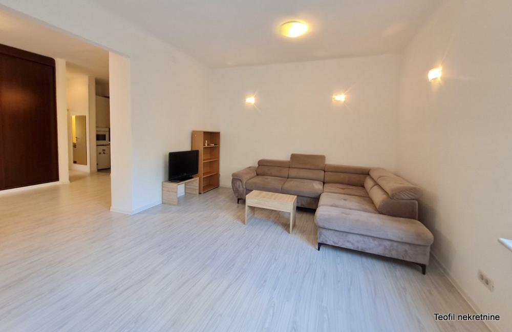 Slika 2 - Alekse Nenadovića, Dvosoban stan za izdavanje, 64m2, 700€