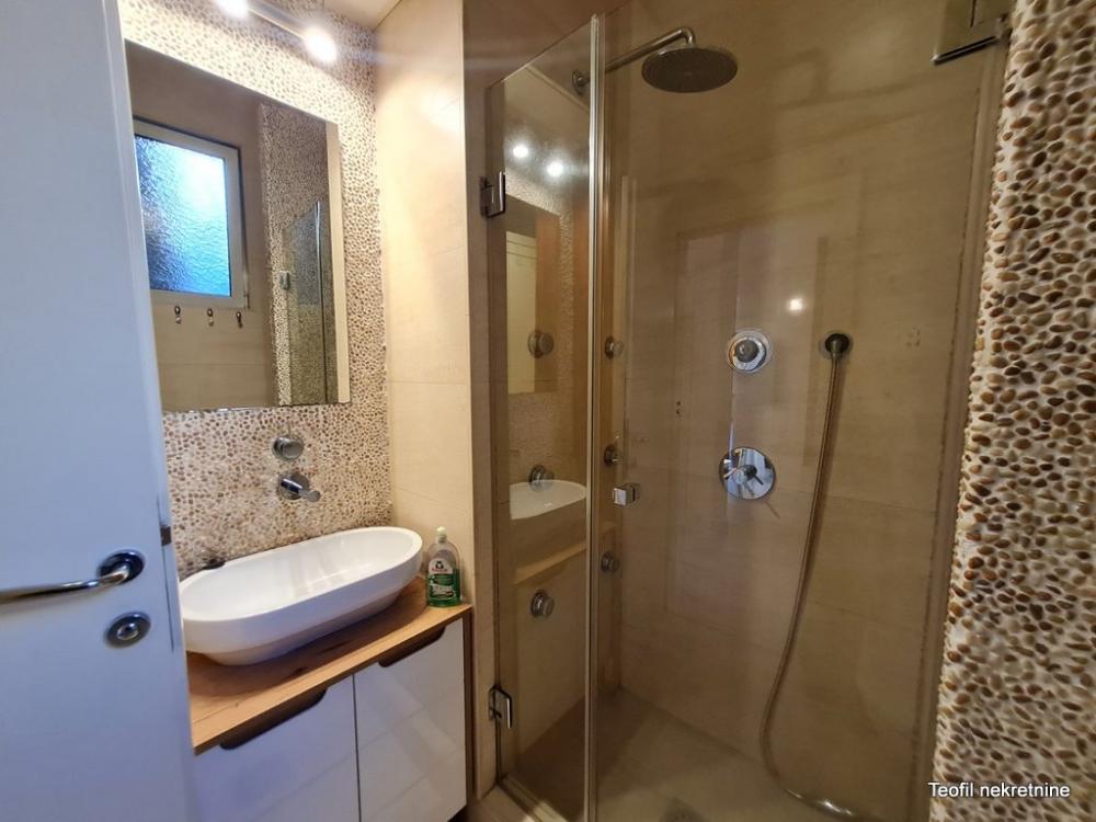 Slika 10 - Alekse Nenadovića, Dvosoban stan za izdavanje, 64m2, 700€