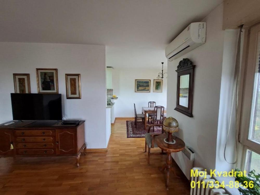 Slika 1 - Četvorosoban stan na prodaju, 102m2, 415.000€