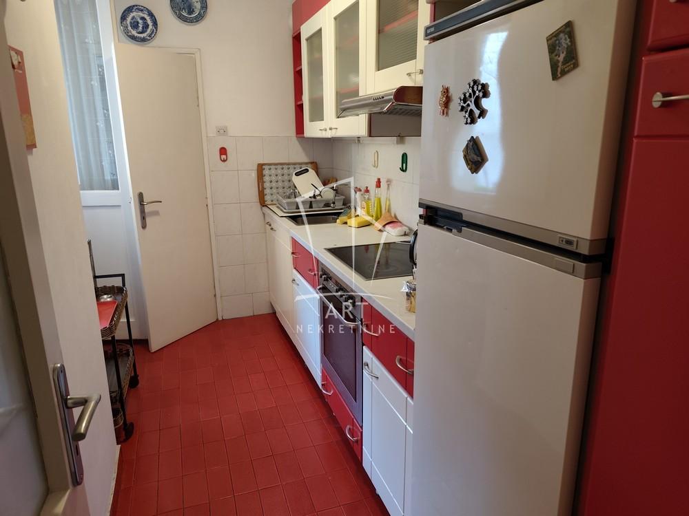 Slika 4 - Ivankovačka, Trosoban stan za izdavanje, 80m2, 800€