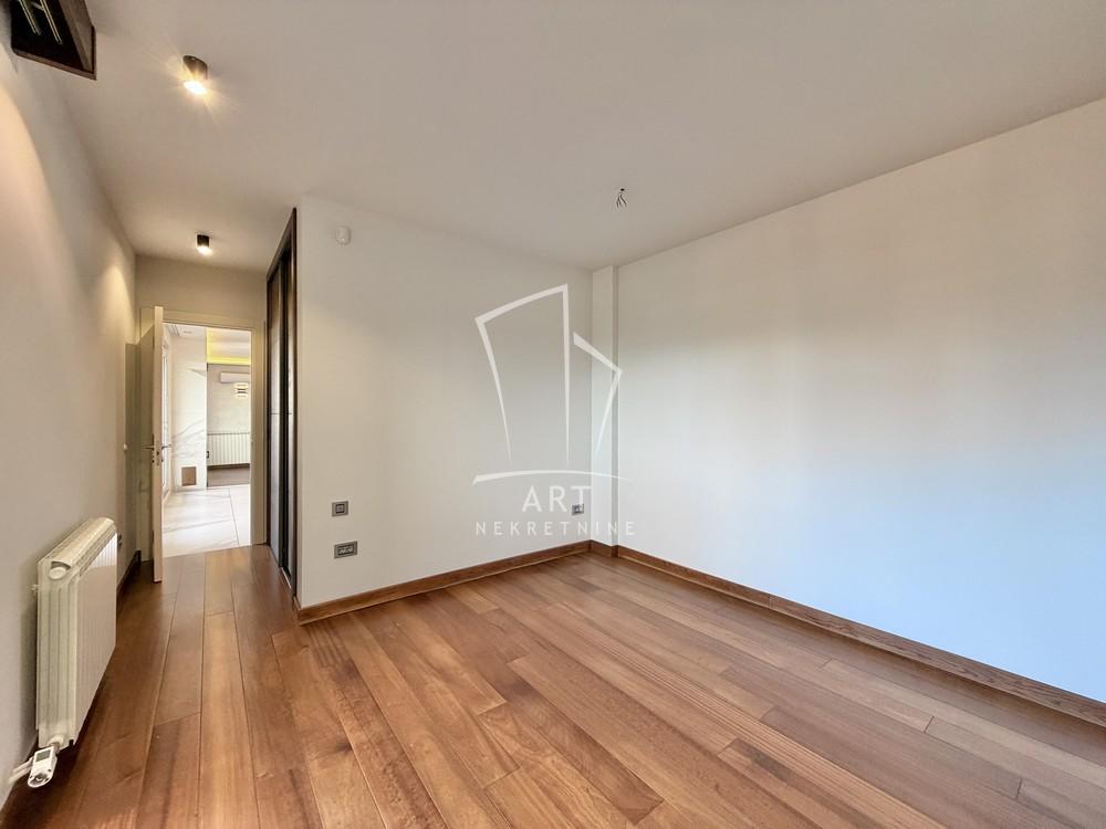 Slika 8 - Pazinska, Petosoban stan na prodaju, 160m2, 650.000€