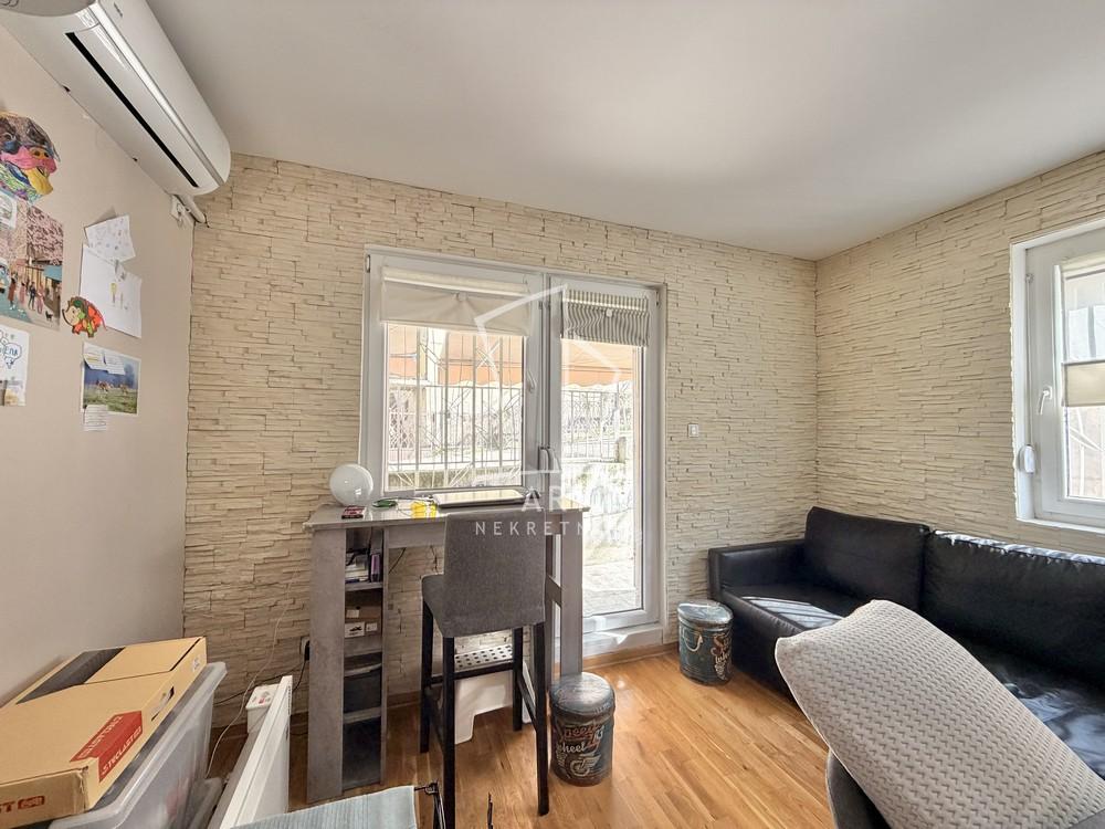 Slika 1 - Maršala Tita, Dvosoban stan na prodaju, 45m2, 123.000€