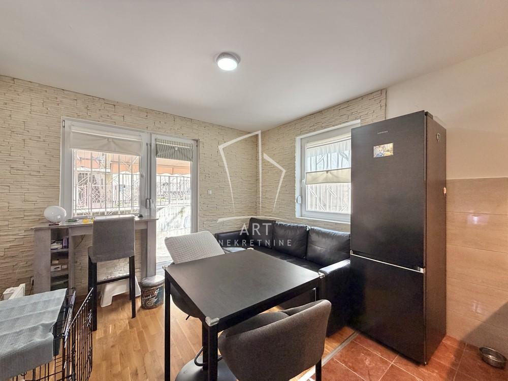 Glavna slika -Maršala Tita, Dvosoban stan na prodaju, 45m2, 123.000€