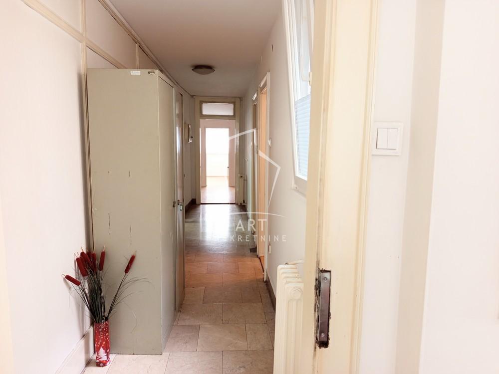 Slika 3 - Zmaj Jovina,  Lokal za izdavanje, 110m2, 1.400€