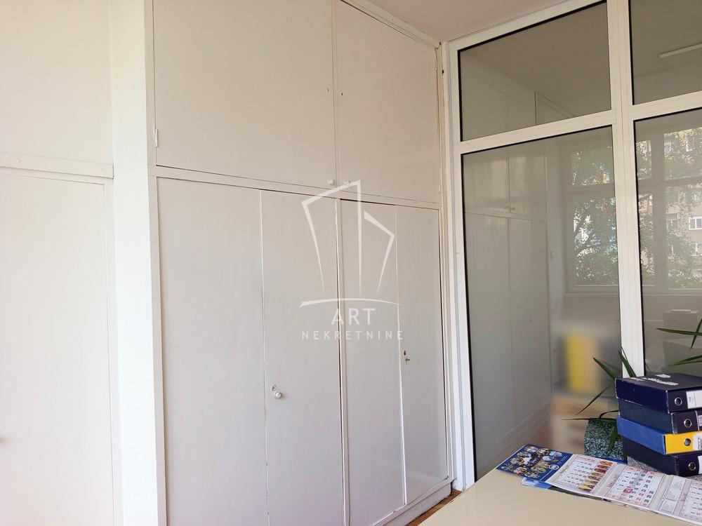 Slika 8 - Zmaj Jovina,  Lokal za izdavanje, 110m2, 1.400€