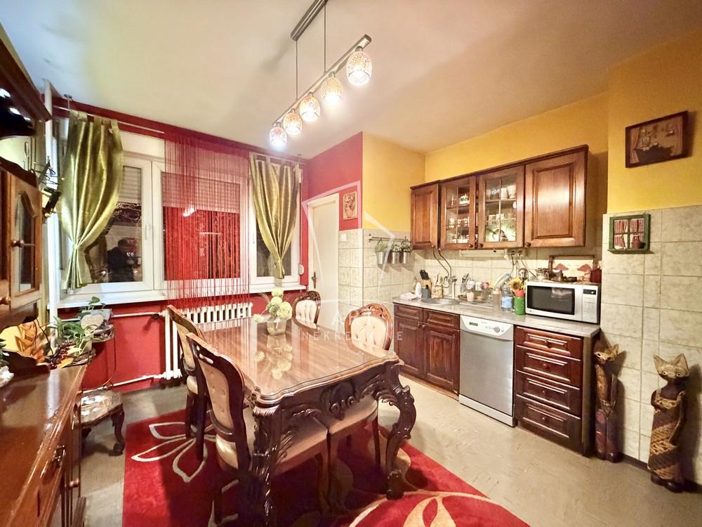 Slika 5 - Ugrinovačka, Trosoban stan na prodaju, 82m2, 229.900€