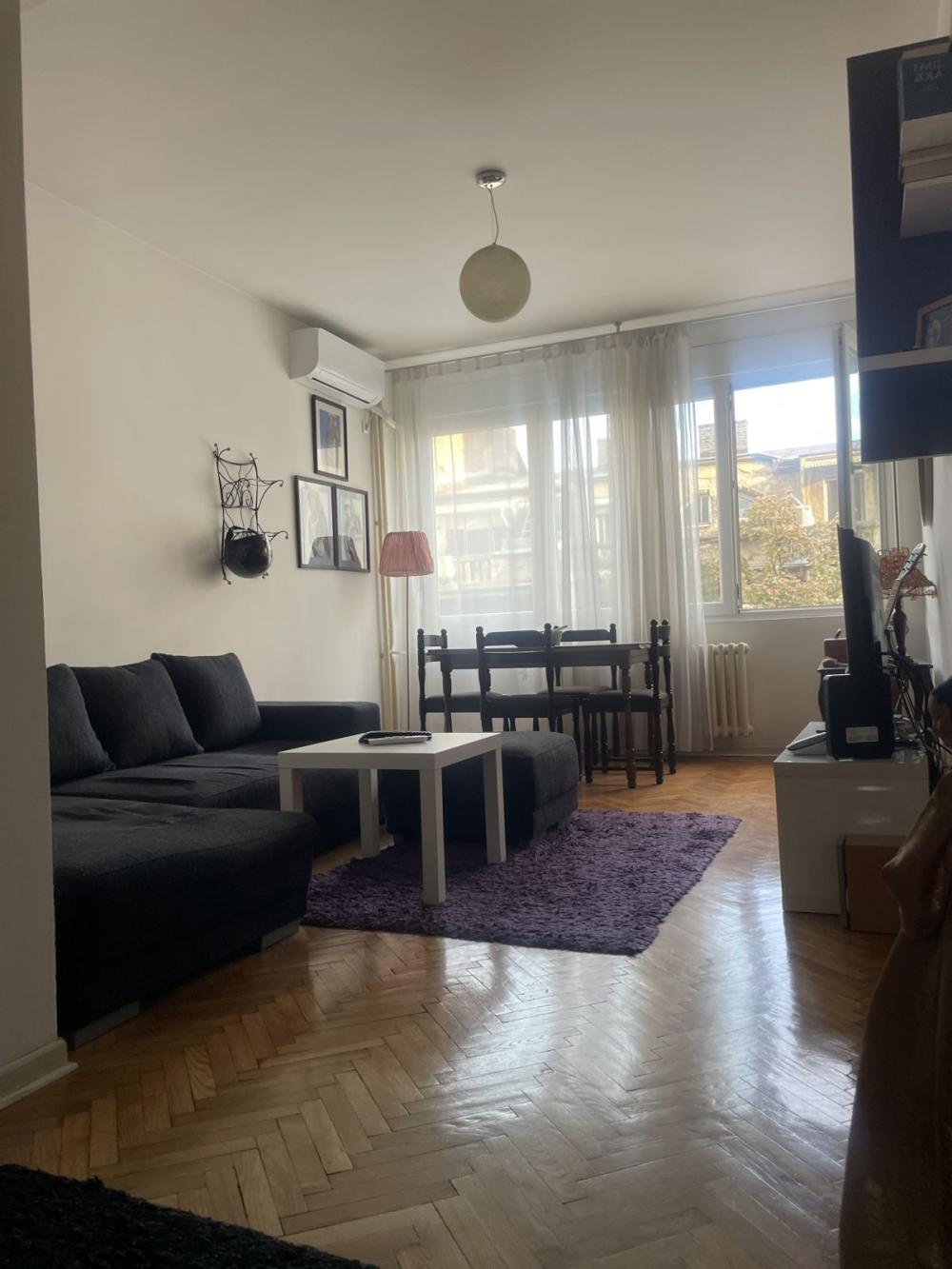Slika 2 - Resavska, Trosoban stan za izdavanje, 70m2, 1.300€