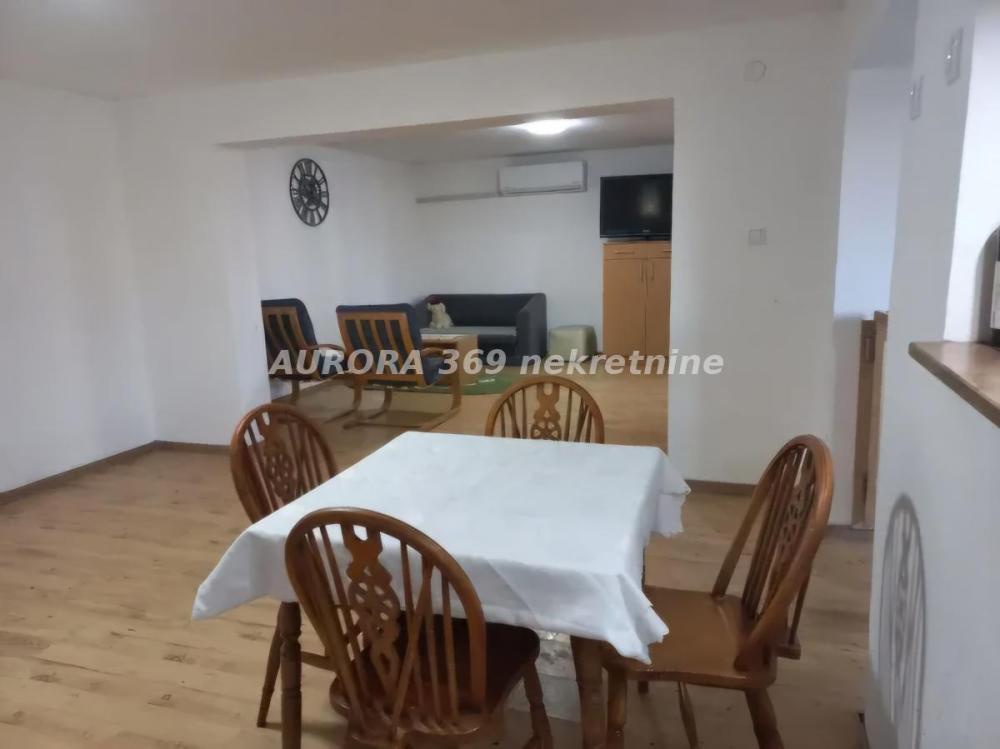 Glavna slika - Kuća na prodaju, 67m2, 82.400€