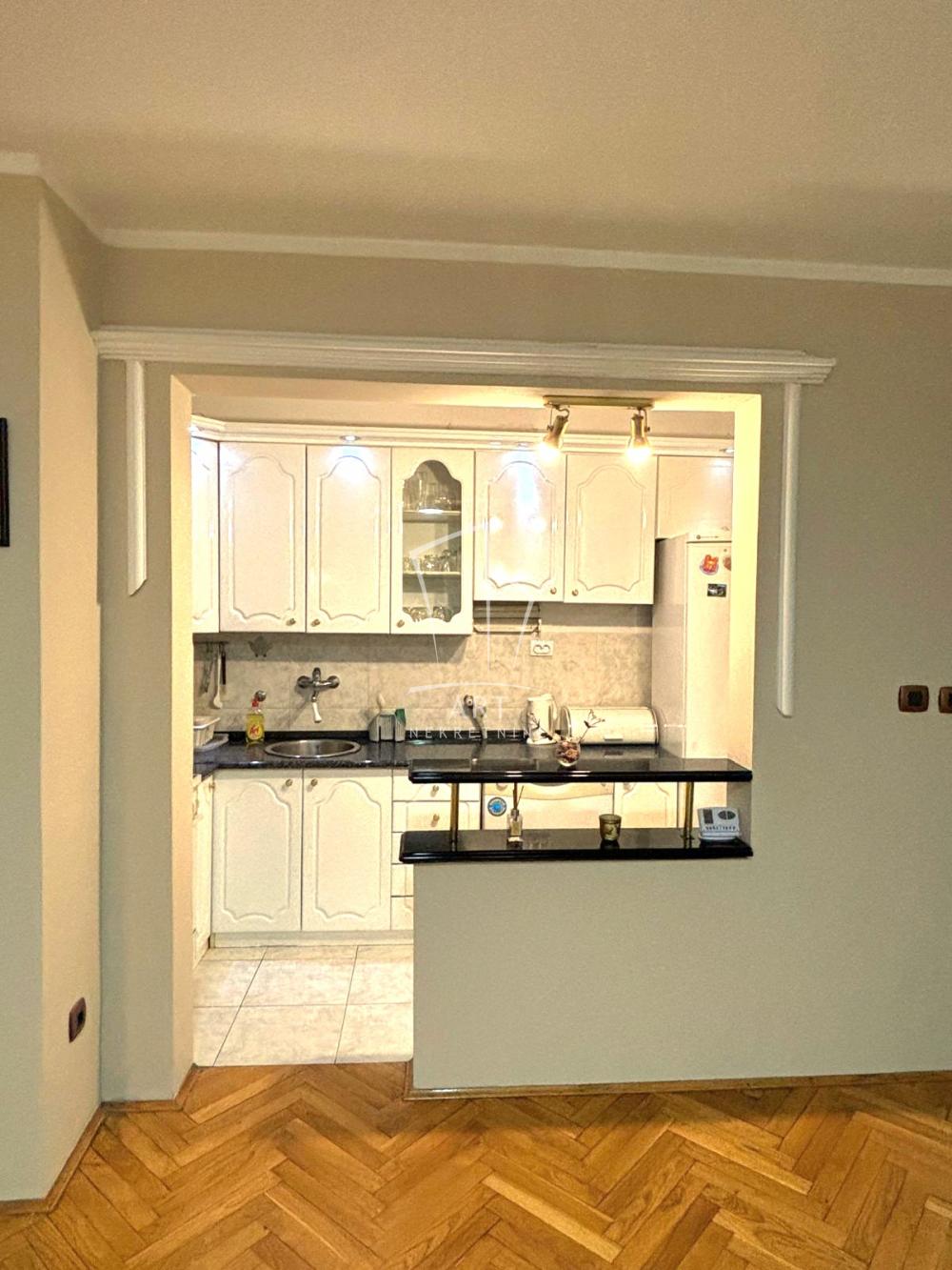 Slika 8 - Svetog Nikole, Trosoban stan za izdavanje, 66m2, 600€