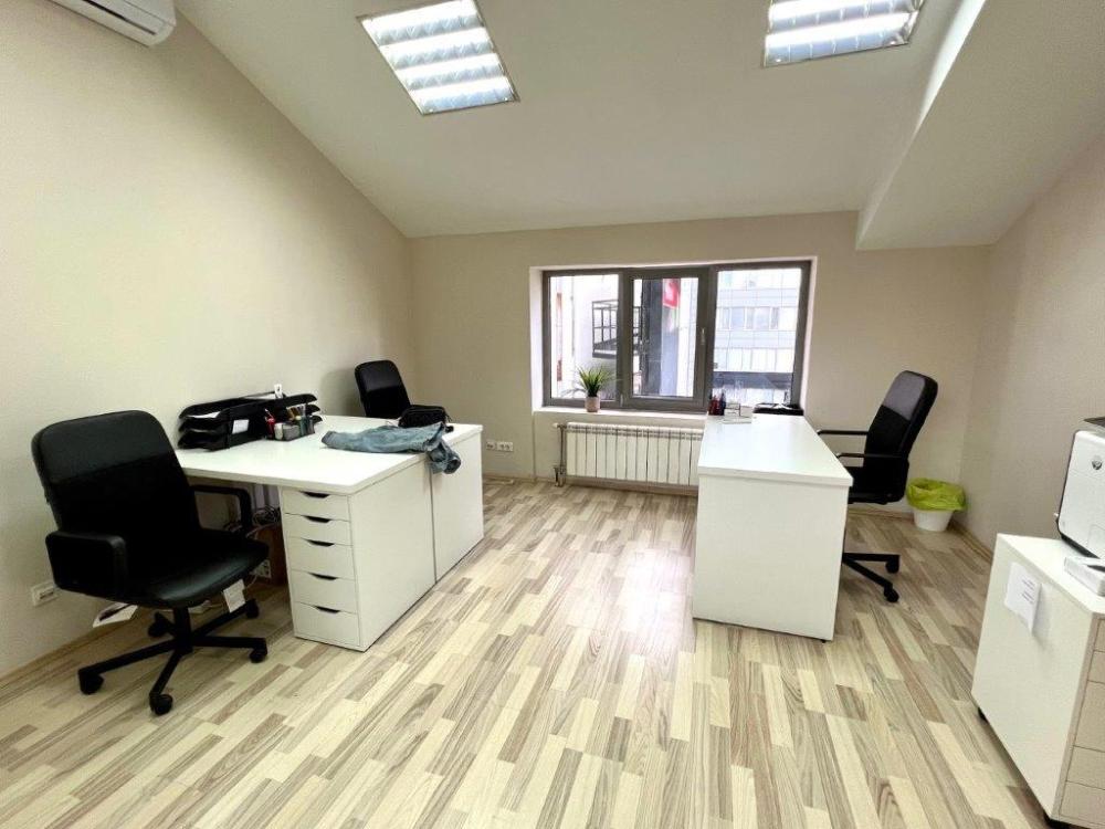 Slika 4 - Brankova,  Lokal za izdavanje, 183m2, 2.800€