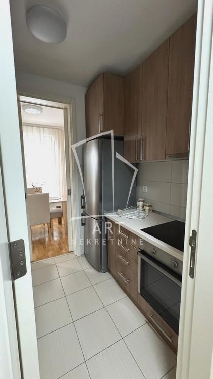 Slika 2 - Jurija Gagarina, Dvosoban stan za izdavanje, 68m2, 1.100€