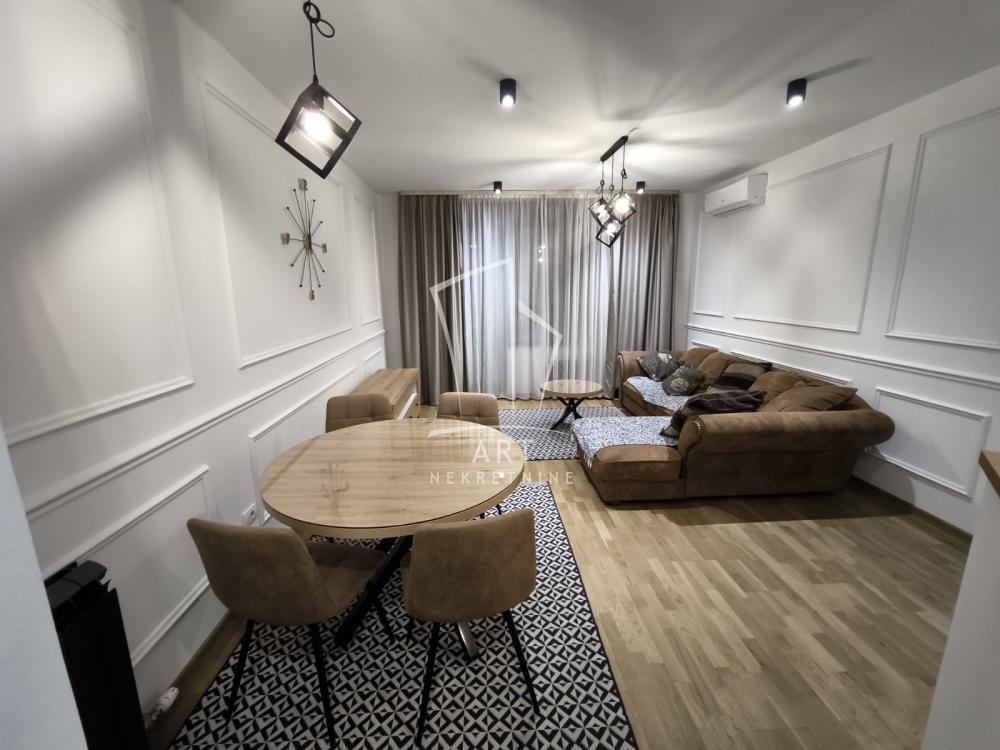 Slika 2 - Južni Bulevar, Dvosoban stan za izdavanje, 59m2, 1.100€