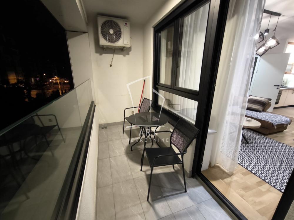 Slika 8 - Južni Bulevar, Dvosoban stan za izdavanje, 59m2, 1.100€