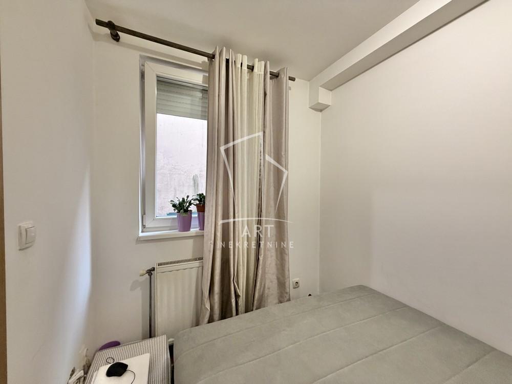 Slika 8 - Rudi Čajaveca, Jednoiposoban stan na prodaju, 29m2, 84.500€