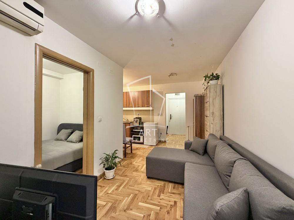 Slika 4 - Rudi Čajaveca, Jednoiposoban stan na prodaju, 29m2, 84.500€