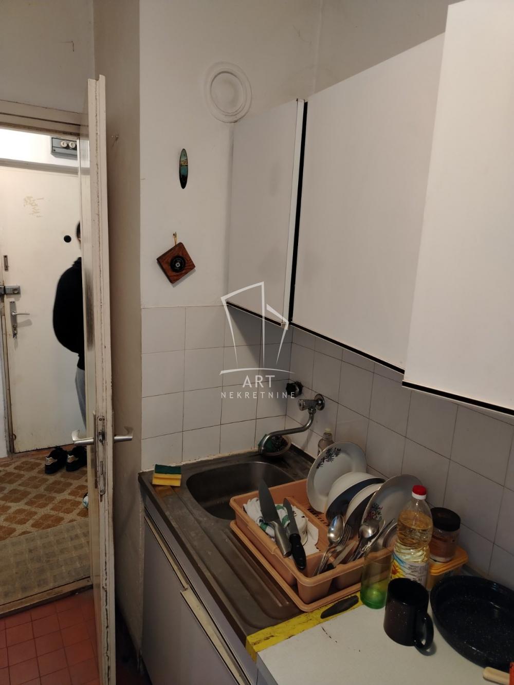 Slika 9 - 22. oktobra, Dvosoban stan na prodaju, 58m2, 215.000€