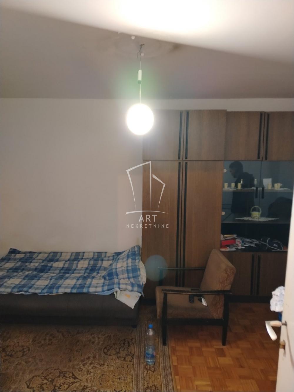 Slika 2 - 22. oktobra, Dvosoban stan na prodaju, 58m2, 215.000€