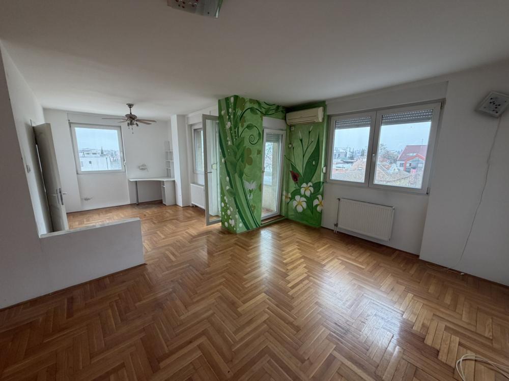 Slika 1 - Četvorosoban stan za izdavanje, 800€