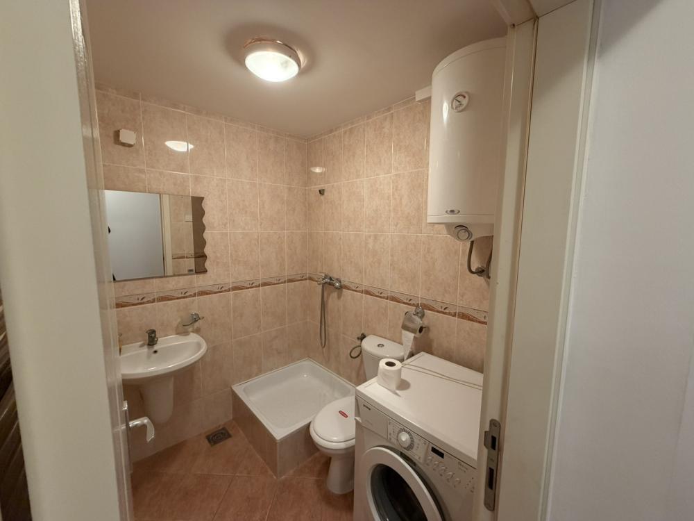 Slika 8 - Četvorosoban stan za izdavanje, 800€