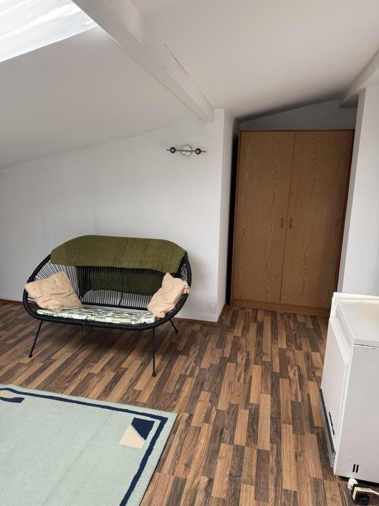 Slika 4 - Obrenovićeva, Jednosoban stan za izdavanje, 44m2, 270€