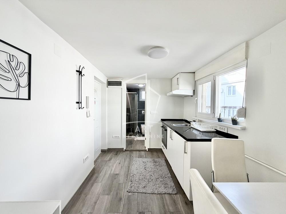 Slika 1 - Maršala Birjuzova,  Stan za izdavanje, 23m2, 550€