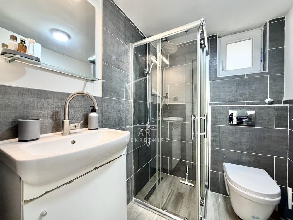 Slika 4 - Maršala Birjuzova,  Stan za izdavanje, 23m2, 550€