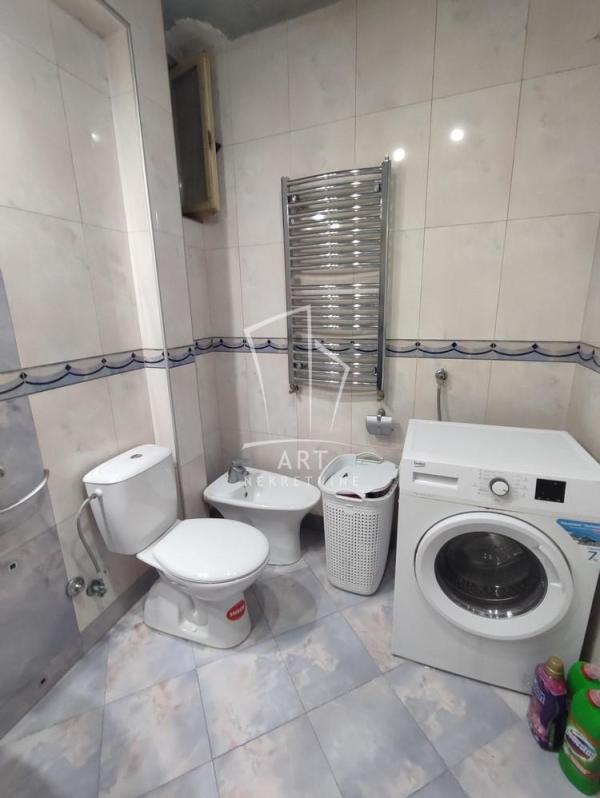 Slika 10 - Cara Nikolaja II, Trosoban stan za izdavanje, 72m2, 1.100€