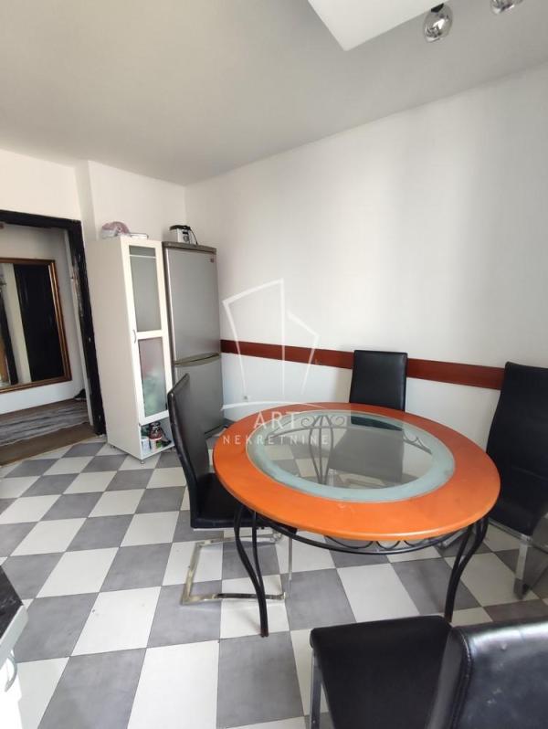 Slika 4 - Cara Nikolaja II, Trosoban stan za izdavanje, 72m2, 1.100€