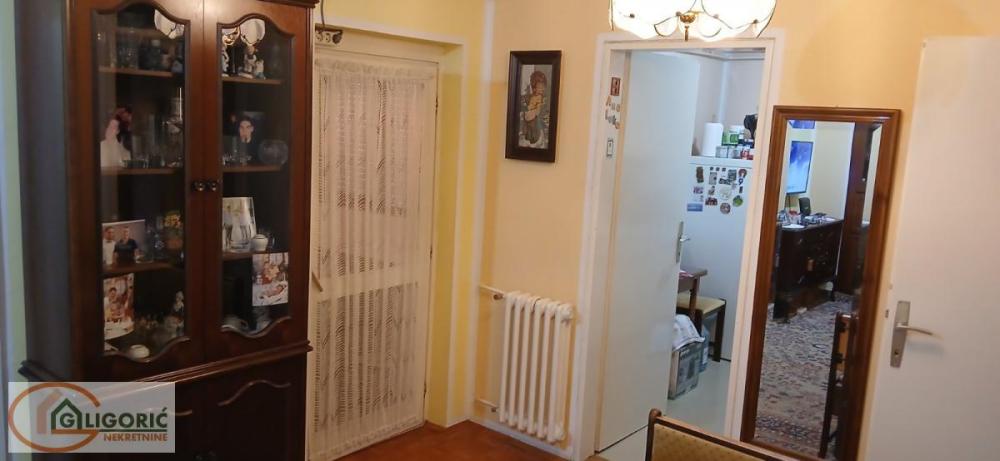 Slika 2 - Ismeta Mujezonovića, Troiposoban stan na prodaju, 78m2, 210.000€