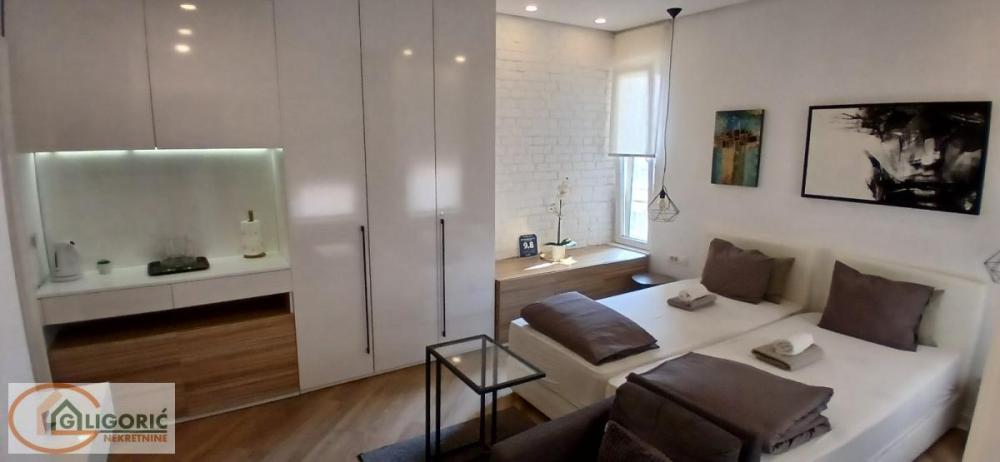 Glavna slika -Čika Ljubina, Trosoban stan na prodaju, 73m2, 409.000€