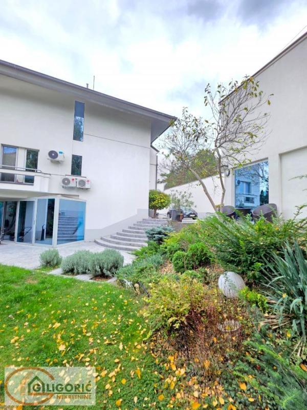 Glavna slika - Kuća na prodaju, 400m2, 1.600.000€