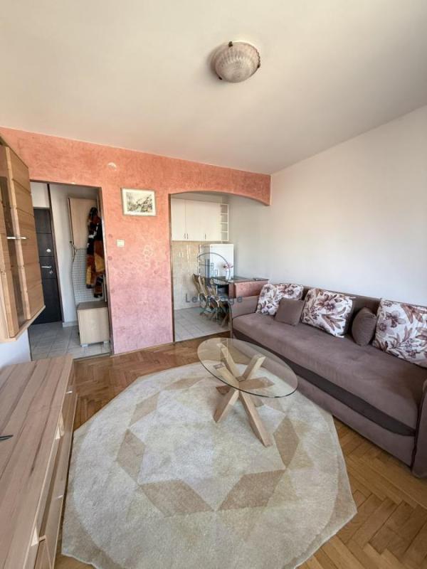 Slika 1 - Dalmatinska, Jednoiposoban stan za izdavanje, 35m2, 520€