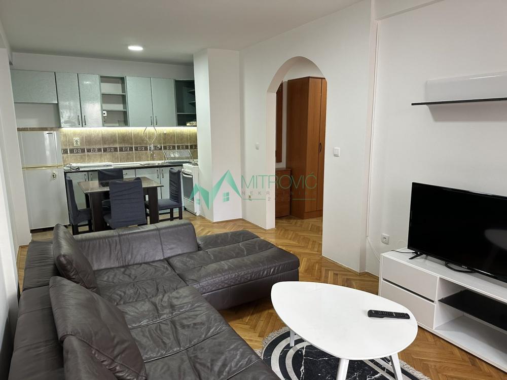 Slika 1 - Jednoiposoban stan za izdavanje, 42m2, 400€