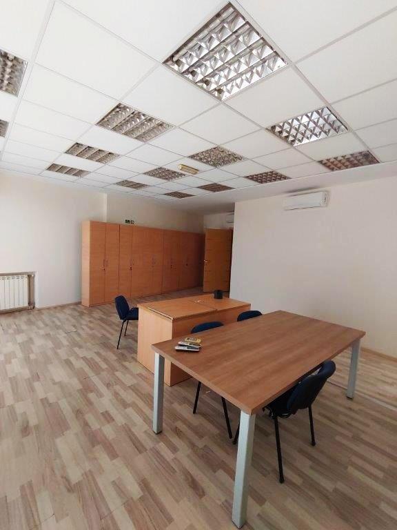 Slika 2 - Brankova,  Lokal za izdavanje, 210m2, 3.200€