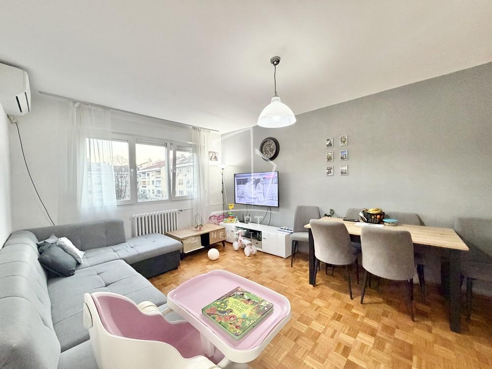 Slika 1 - Bačka, Jednoiposoban stan na prodaju, 40m2, 156.000€