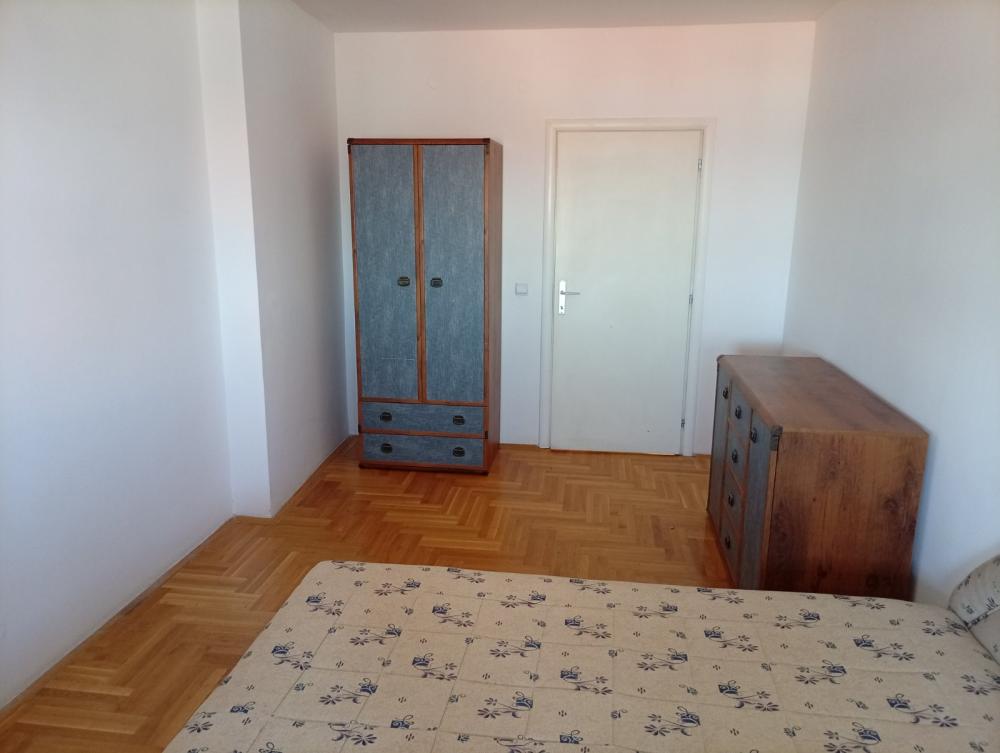 Slika 10 - Marijane Gregoran, Trosoban stan za izdavanje, 74m2, 600€