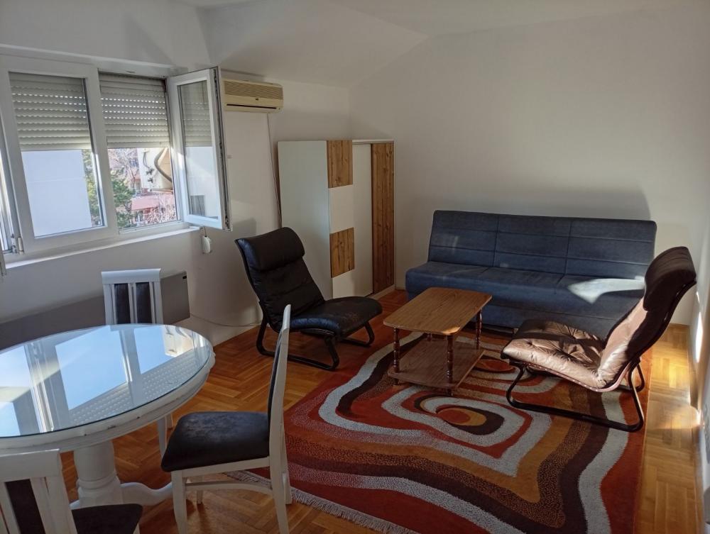 Glavna slika -Marijane Gregoran, Trosoban stan za izdavanje, 74m2, 600€