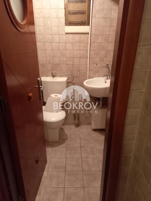 Slika 11 - Cara Dušana,  Lokal za izdavanje, 192m2, 3.000€