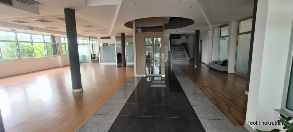 Glavna slika -Vojački put,  Lokal na prodaju, 4300m2, 4.500.000€