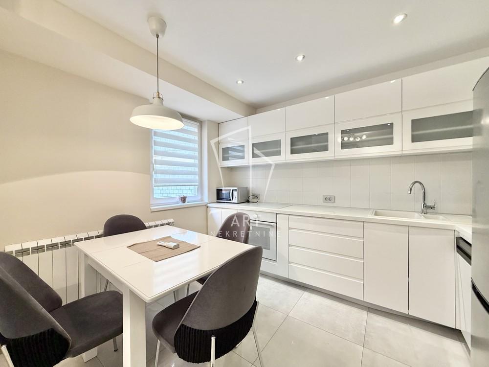 Slika 2 - Antifašističke borbe, Jednoiposoban stan za izdavanje, 41m2, 700€