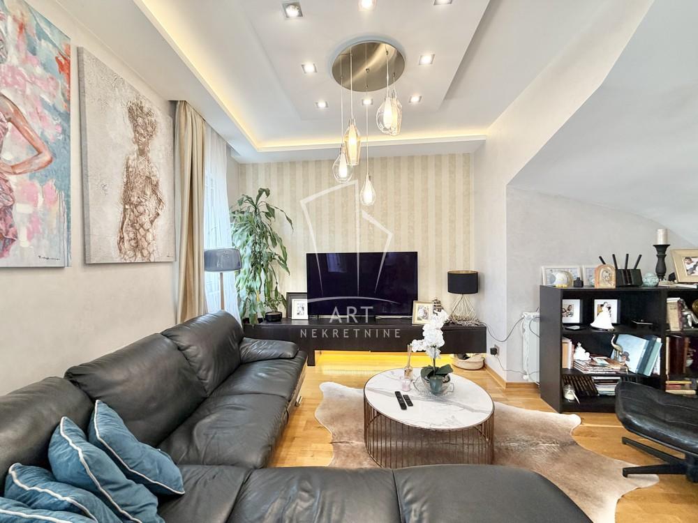 Slika 2 - Cankareva, Četvorosoban stan na prodaju, 98m2, 370.000€