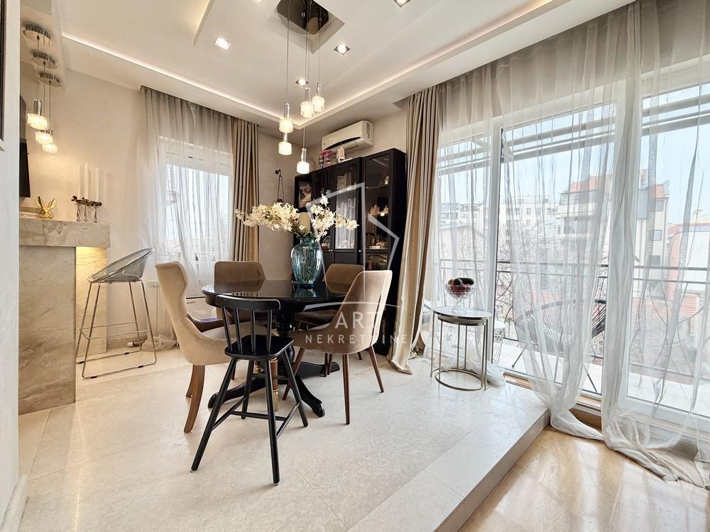 Glavna slika -Cankareva, Četvorosoban stan na prodaju, 98m2, 370.000€