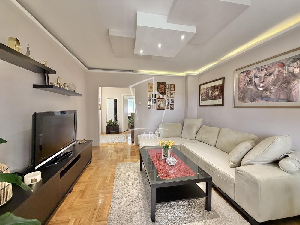 Slika 2 - Vladimira Aleksića, Četvorosoban stan na prodaju, 95m2, 240.000€