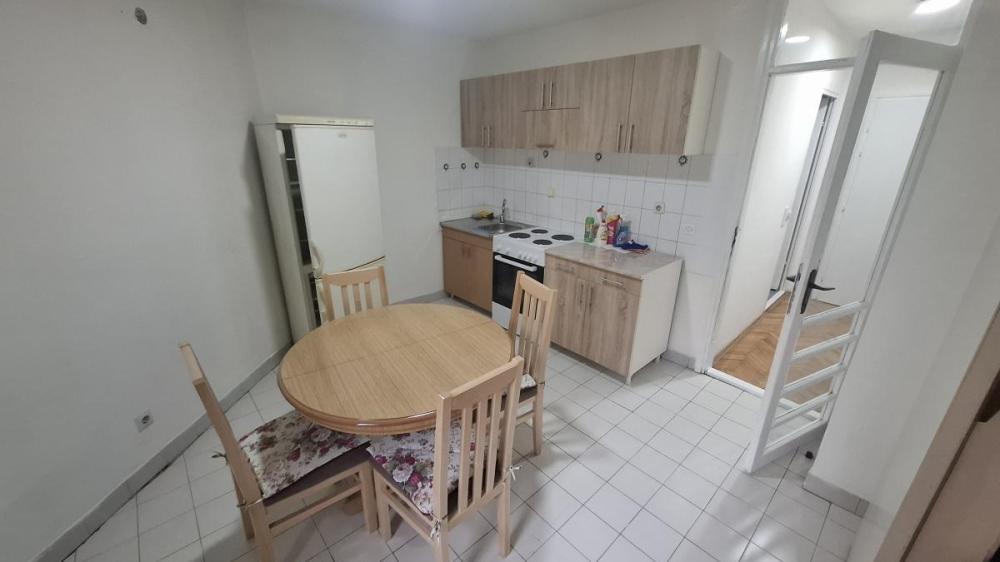 Slika 3 - Jednosoban stan za izdavanje, 35m2, 300€