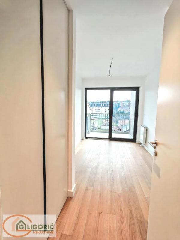 Slika 11 - Milana Rakića,  Lokal za izdavanje, 103m2, 1.500€