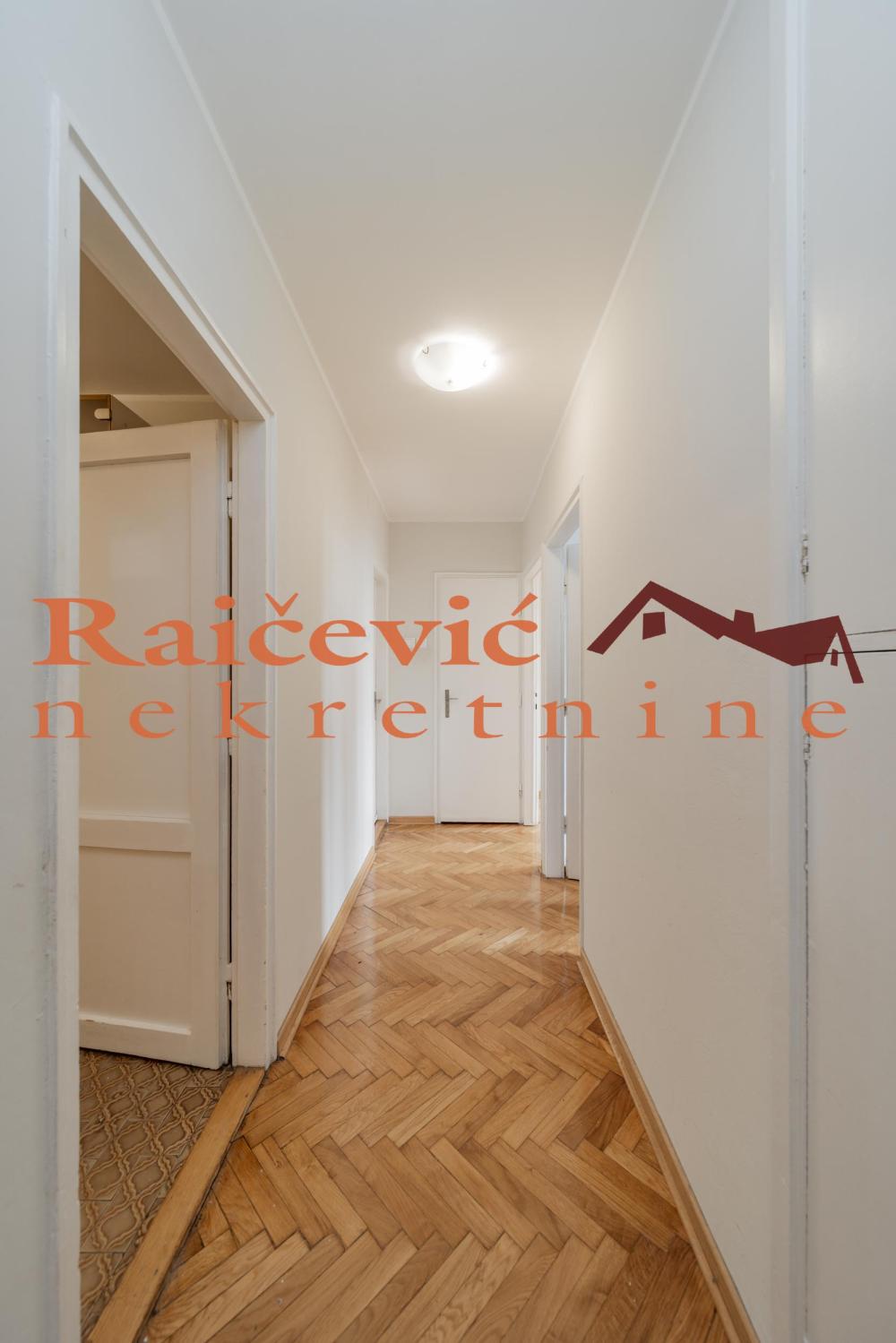 Slika 6 - Otona Zupancica, Trosoban stan na prodaju, 72m2, 254.000€